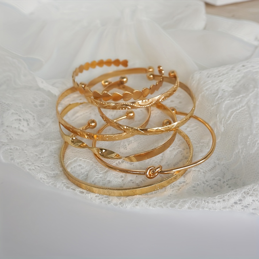 7pcs Beautiful Golden Bangles Set, Exquisite Design for All Occasions